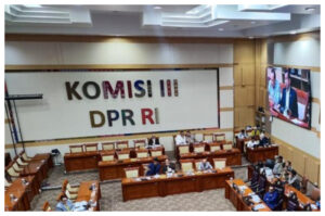 DPR Bahas RUU Polri, Fraksi Golkar: Negara Rugi