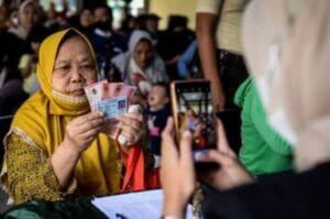 Akhir Agustus, Penyaluran Bansos Diuji Coba Lewat 900 Kopdes Merah Putih