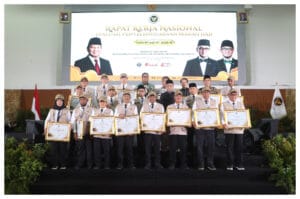 Kemenhaj Berikan Penghargaan kepada Daerah dan Mitra Terbaik Penyelenggara Haji 2026