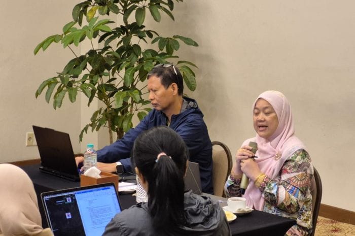 Rapat Kemenko PMK bersama BNPB, BPS, dan Bappenas membahas metodologi penghitungan kerugian ekonomi akibat bencana di Jakarta