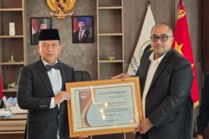Kemenhaj Raih Penghargaan JARI atas Indeks Kepuasan Haji Tertinggi Sepanjang Sejarah