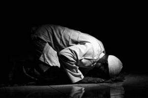 Salat Malam Tanpa Tidur Dulu, Apakah Sesuai Sunah Rasulullah?