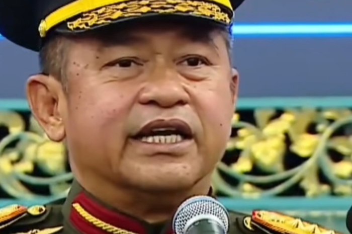 Kepala BPGMN Satyawan Pudyatmoko menyebut pemetaan kanal dan pembangunan sekat kanal sebagai langkah untuk menjaga kelembapan gambut.