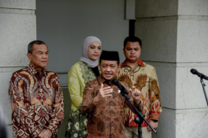 Bahlil Sebut Stok BBM Aman, Mengapa Antrean di Daerah Masih Terjadi?