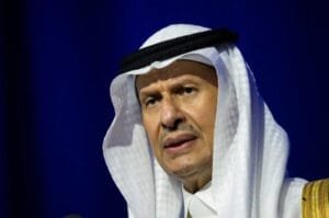 Pipa Minyak East-West Saudi Kembali Beroperasi, Hasilkan hingga 5,8 Juta Barel per Hari