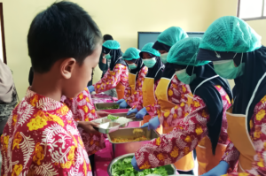 BGN Evaluasi Layanan MBG Prasmanan, Uji Coba Digelar 5-16 Oktober